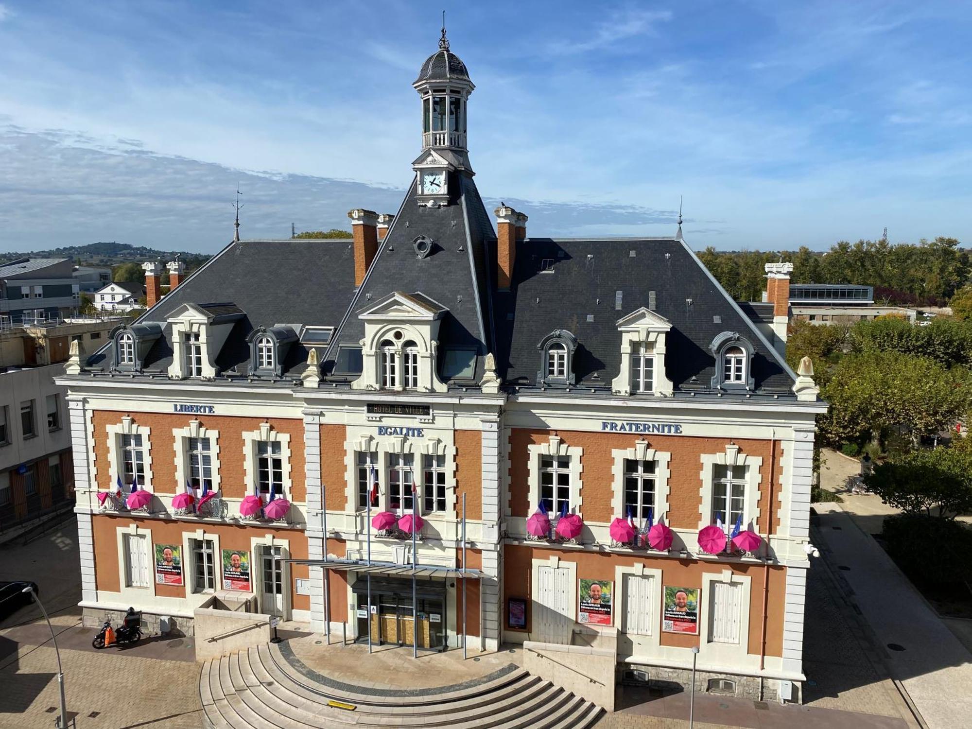 Studio Centre-Ville Montceau-les-Mines Bagian luar foto